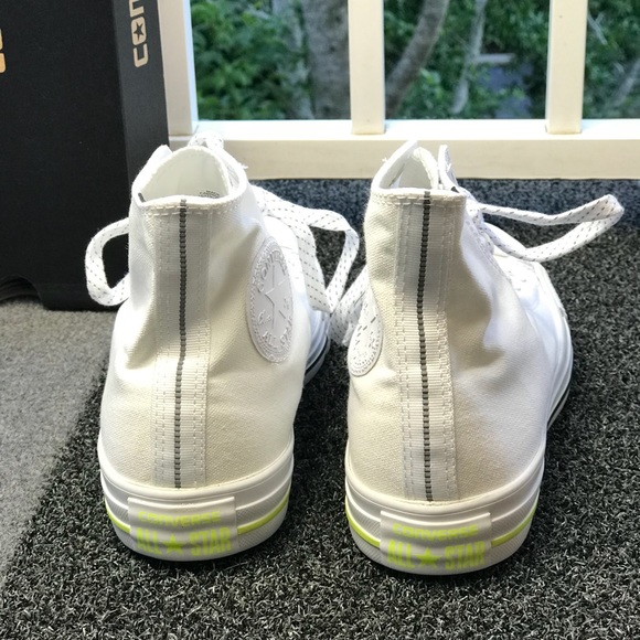 NWT Converse Ctas HI White/Volt WMNA AUTHENTIC - Picture 4 of 6